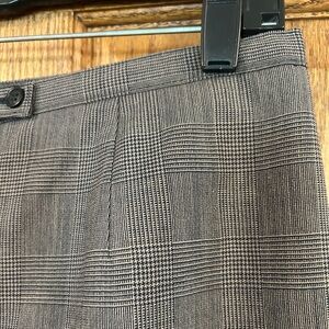 Lined Women’s Wool Dress Pants. Brown and Navy Plaid. 100% Wool, 8 Petite